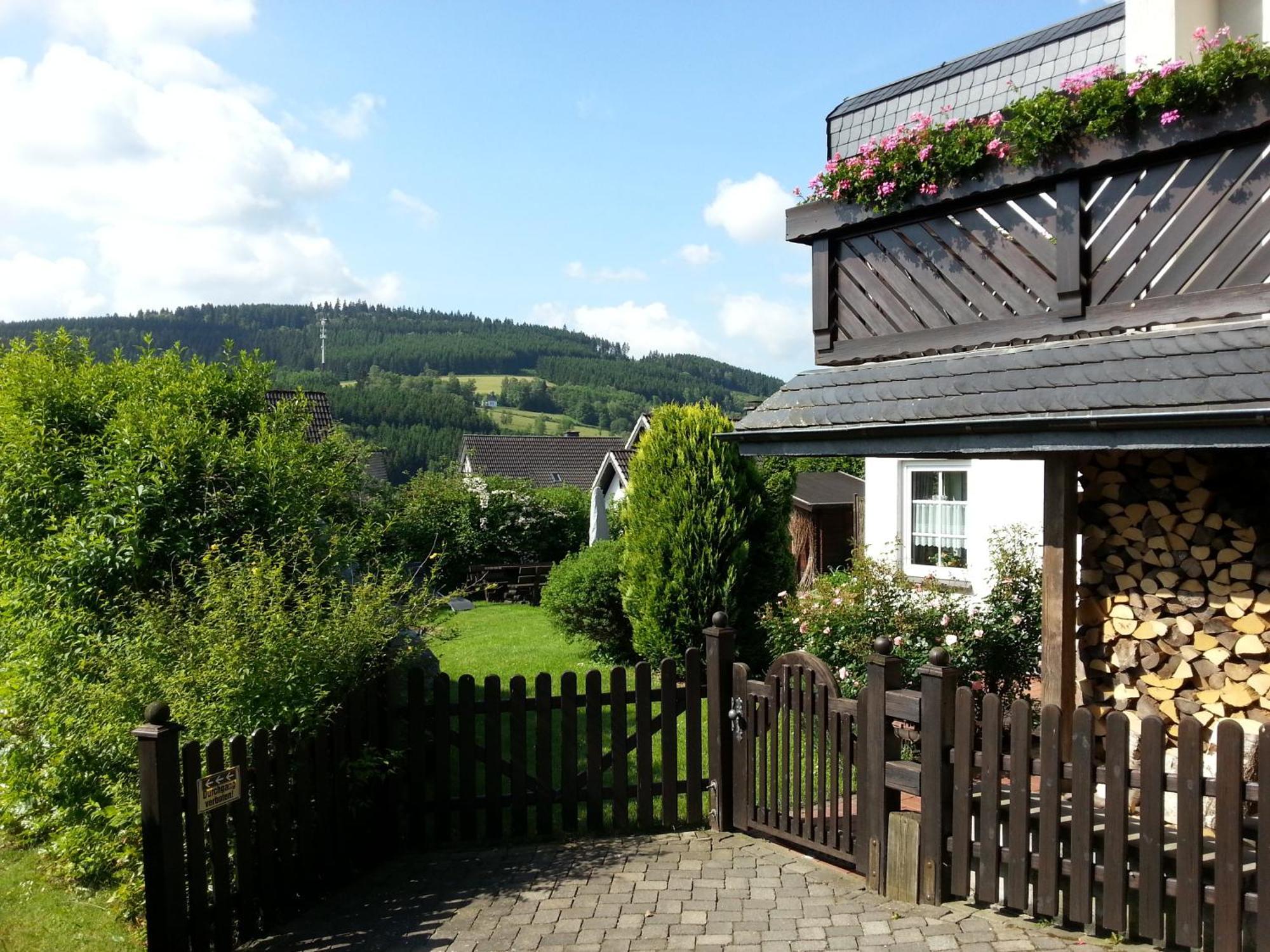 Ferienwohnungen Luge - Winterberg Rum bild